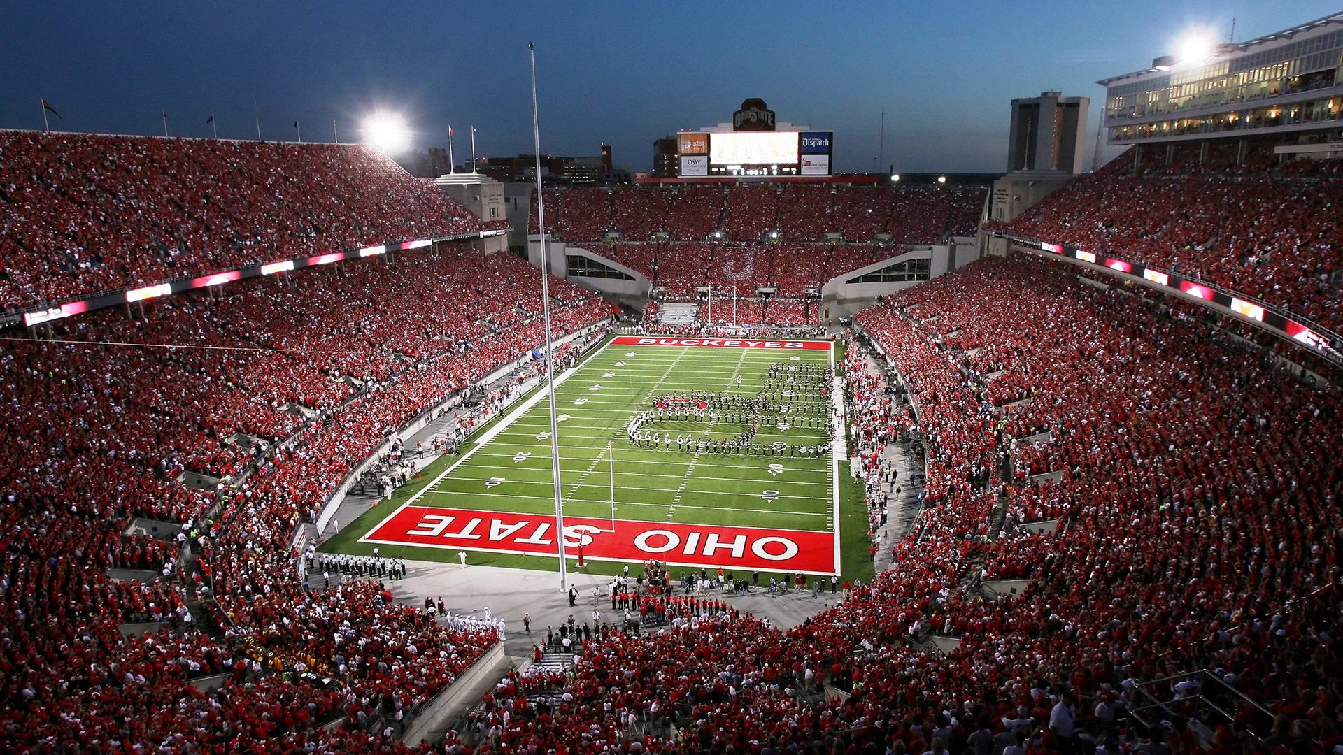 开云体育下载-德甲比赛持续升温，精彩反击与关键扑救不断上演，德甲 集锦