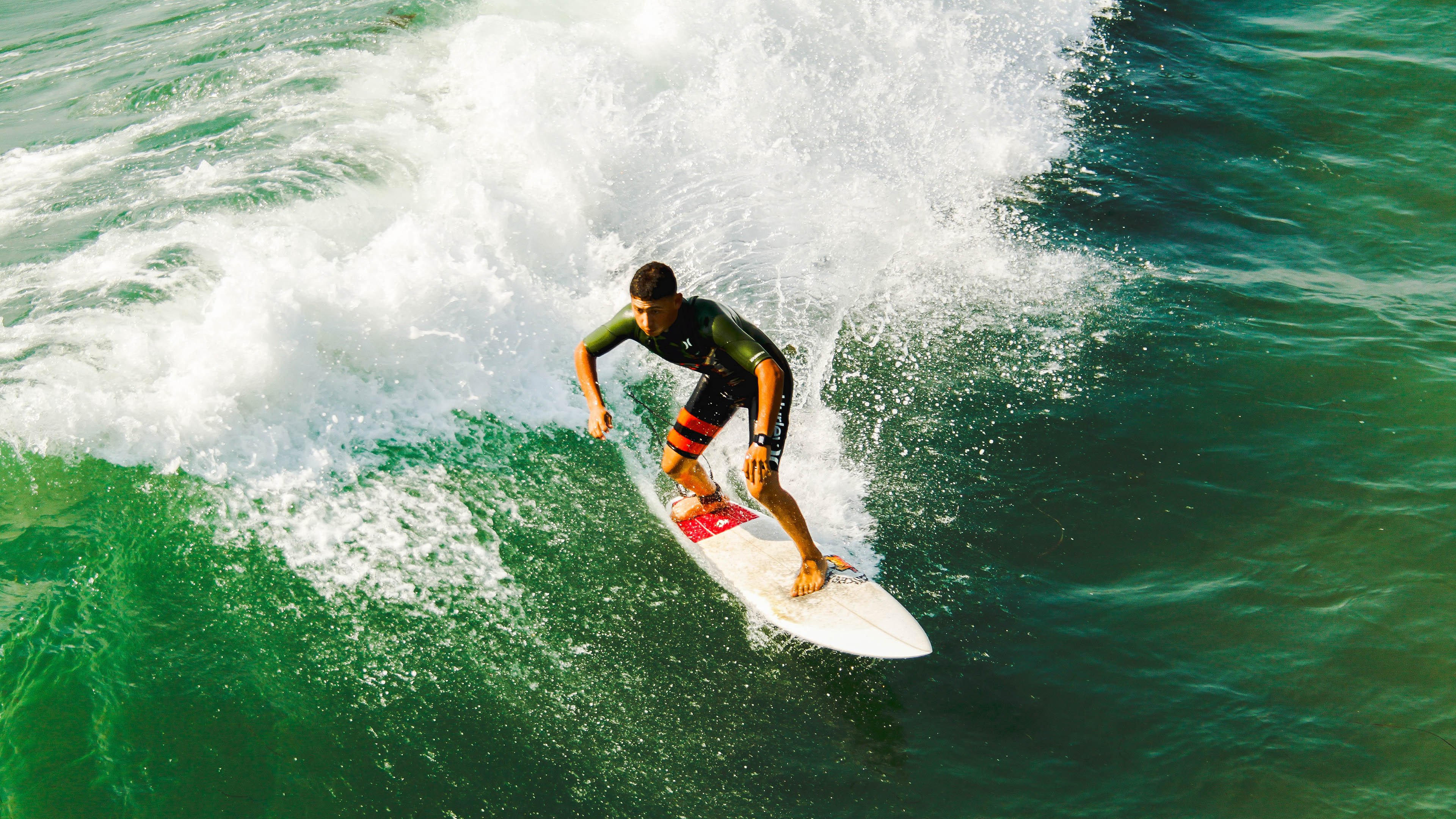 开云官网-电竞行业的职业道德：尊重对手与遵守规则，电竞选手的职业道德